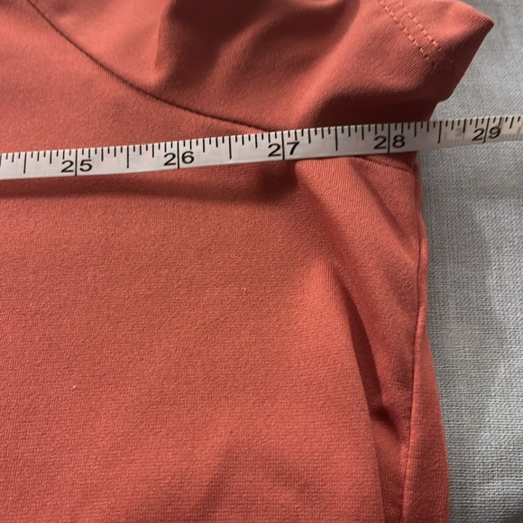 5 for $25 Women’s Nike Swoosh Run SS Top Dry Fit Canyon Rust Size 3XL Reflective - Picture 8 of 9